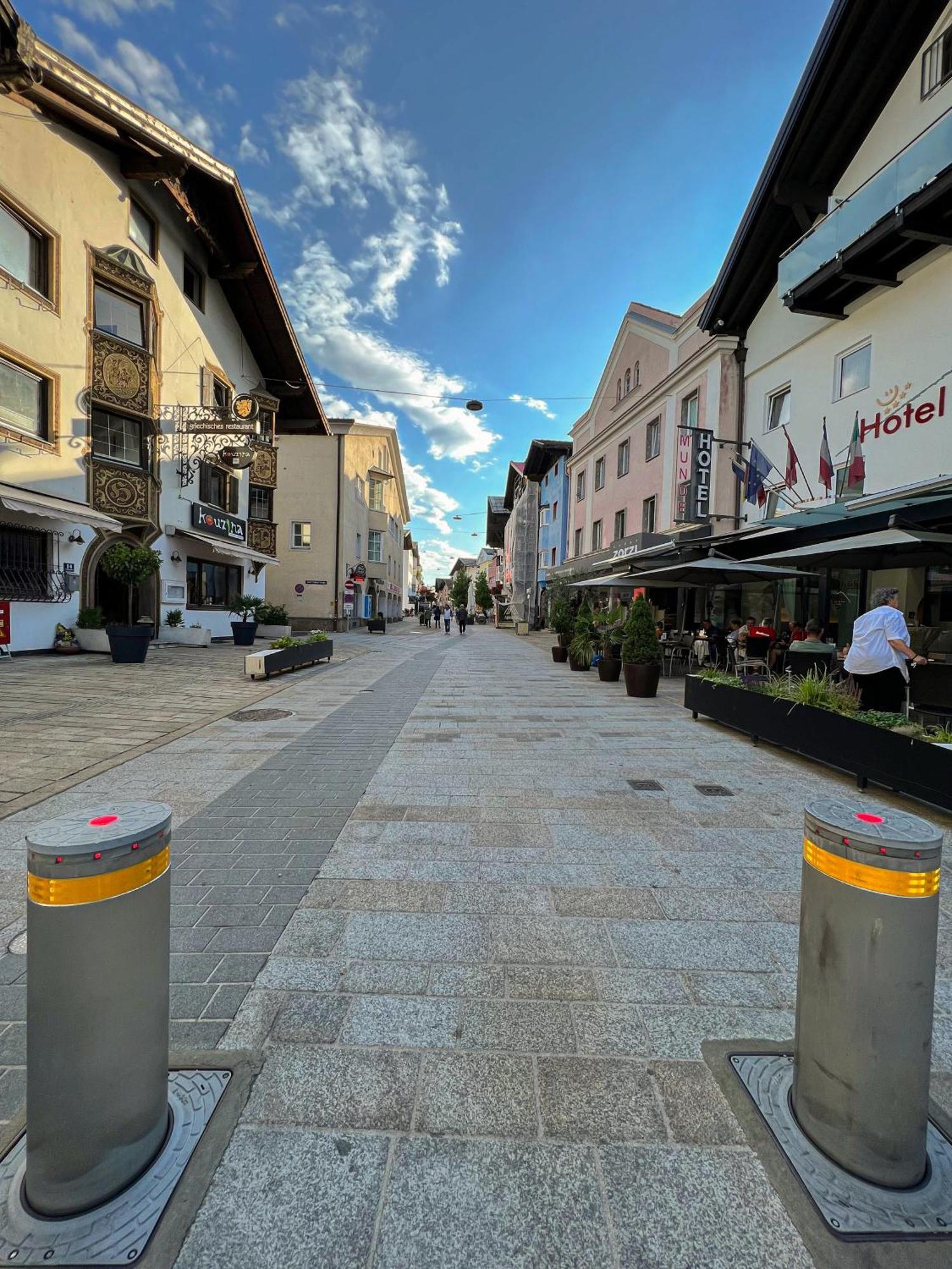 Mitten Im Zentrum Ferienwohnungen Mit Sonniger Terrasse Telfs Esterno foto
